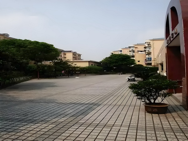 纳崎村